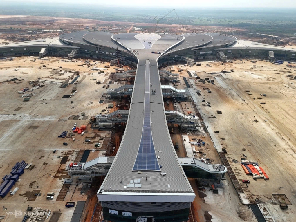 San-bay-Long-T hanh-du-kien-h oat-dong-2026. png